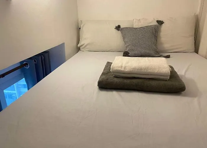 Apartamento Victoria Sports Tower A2 Loft Shortwalk Mrt Gma Free Pool Manila